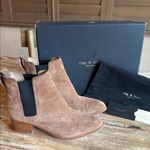 Rag & Bone Tan Suede Chelsea Boots